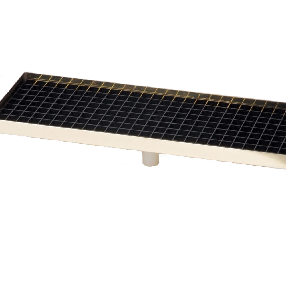 616B PVD Brass Counter Top Tray with Drain and Plastic Grid - 15"L x 5 3/8"W x 3/4"D