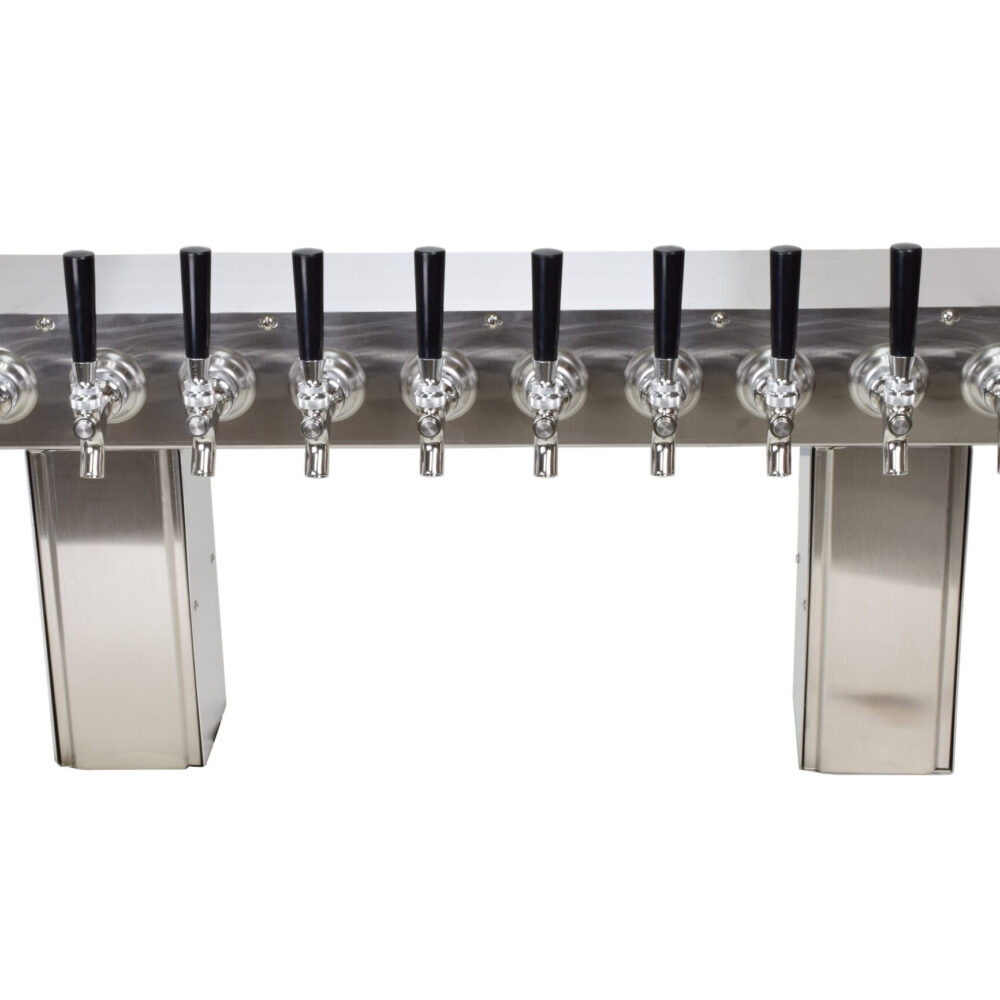 12 Faucet 600 Series with Square Bases